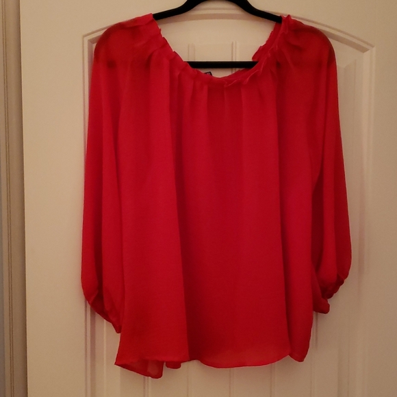 H&M Red Top - Picture 2 of 3